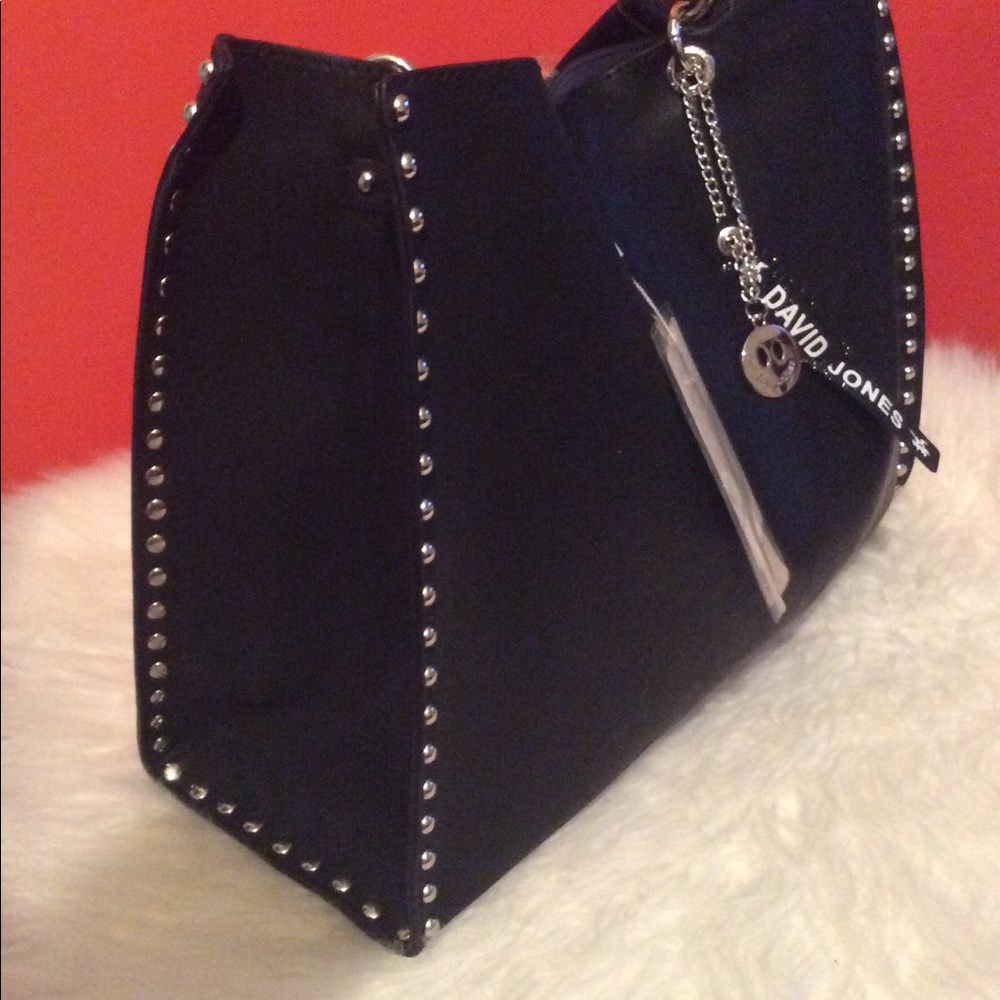 Handle Handbag - Picture 2 of 3